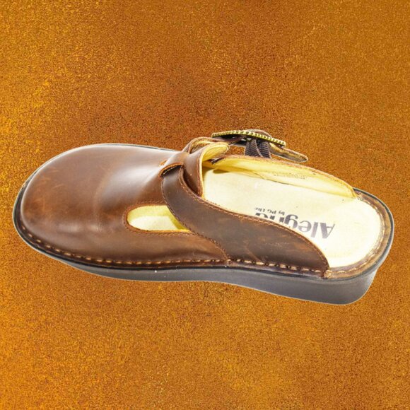 Alegria Classic Brown Oiled Leather Clog, Size 35 (US 5-5.5) - Picture 5 of 10